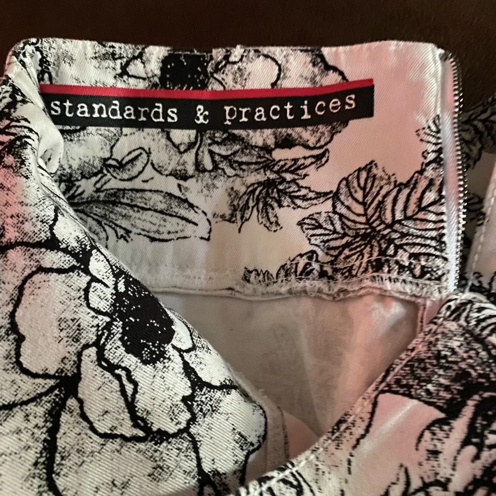 Standards & Practices Jean Skirt - Picture 3 of 4